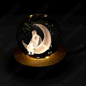 گوی کریستالی لیزری شازده کوچولو روی ماه برای هدیه و دکور اتاق